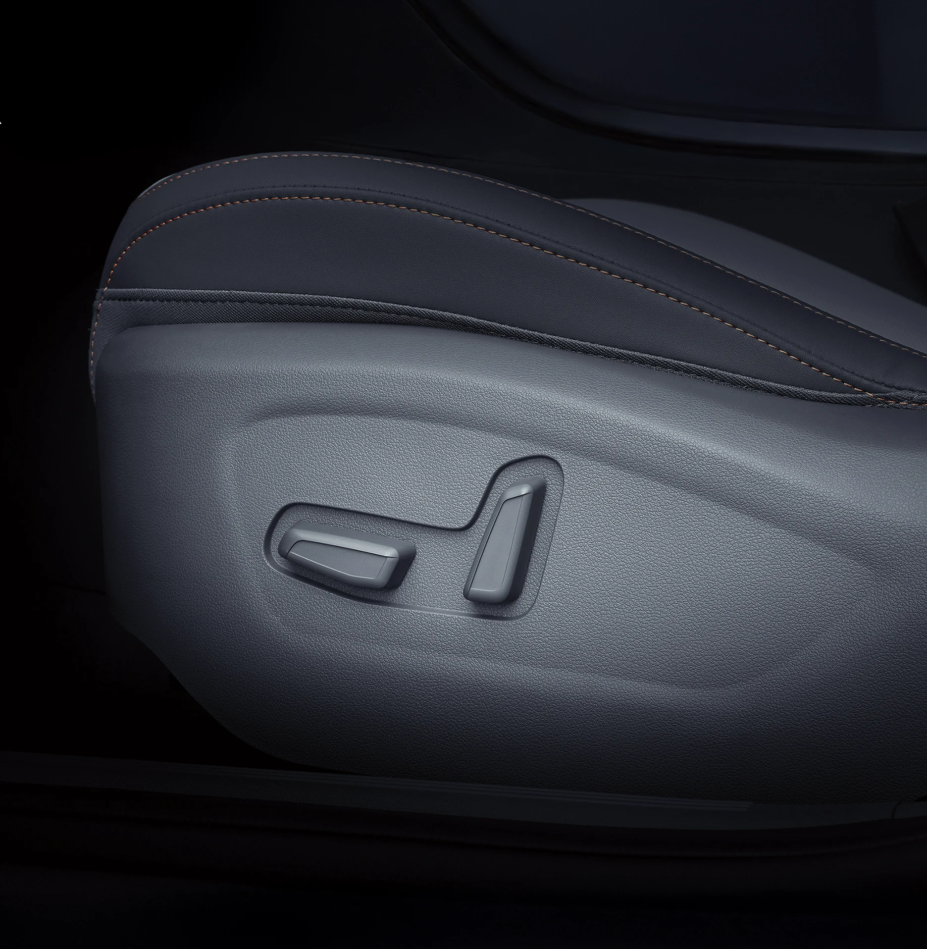 Driver’s 8 Way Power Seat
