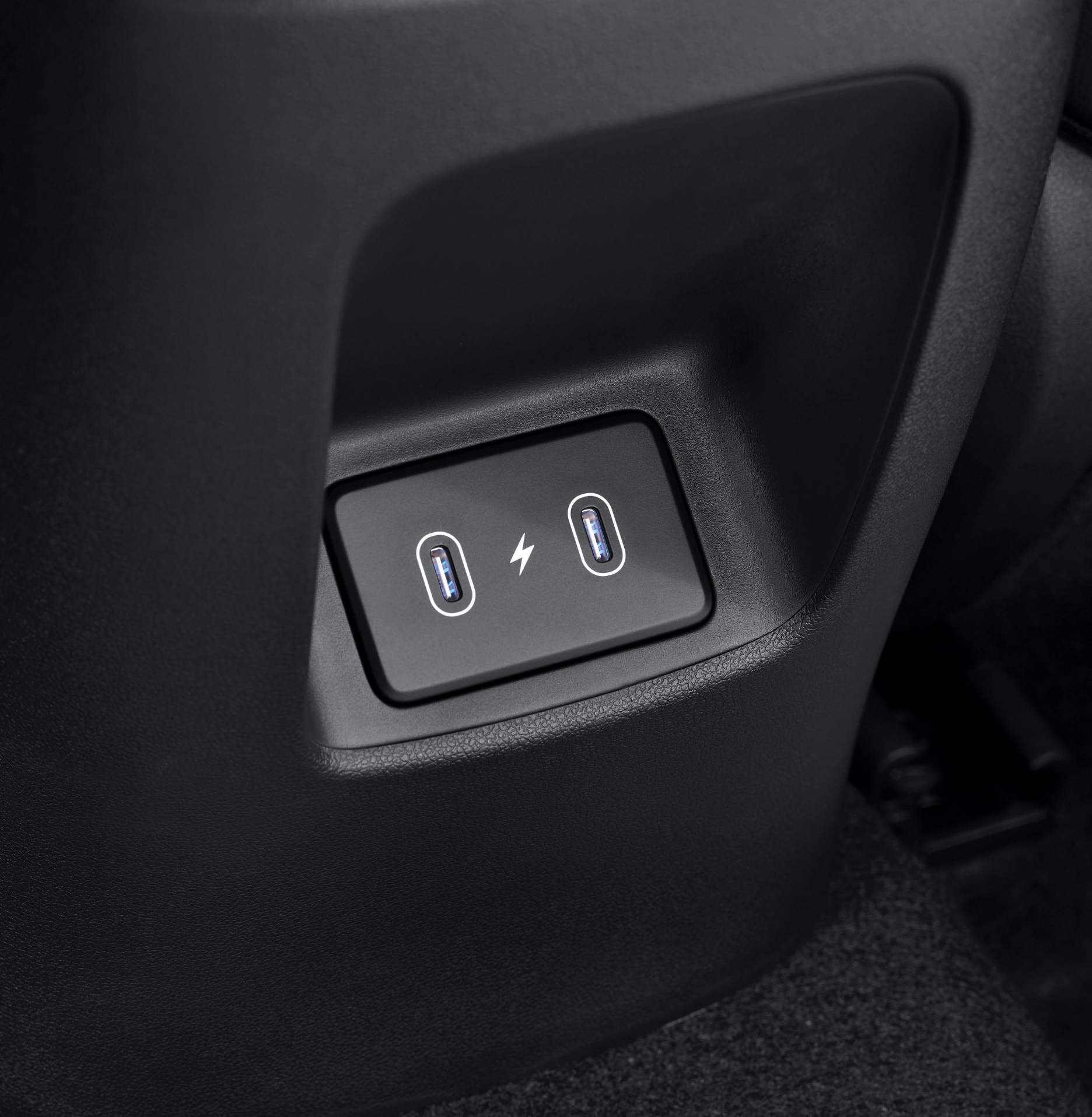 شاحن من نوع USB