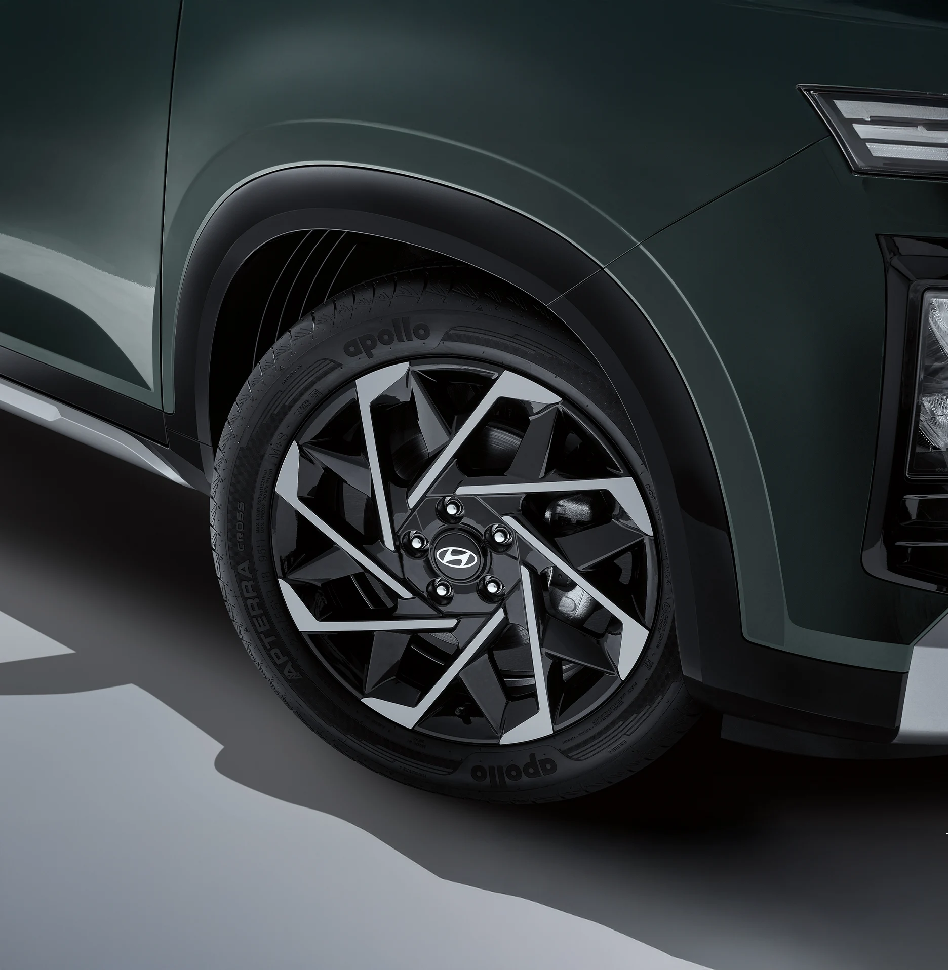 18″ Alloy Wheels